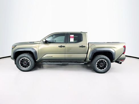 New 2025 Toyota Tacoma TRD Off-Road image 5