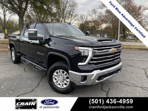 Used 2025 Chevrolet Silverado 2500 LTZ w/ LTZ Premium Package image 1