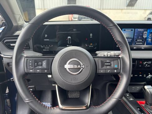Used 2026 Nissan Kicks SR FWD image 26