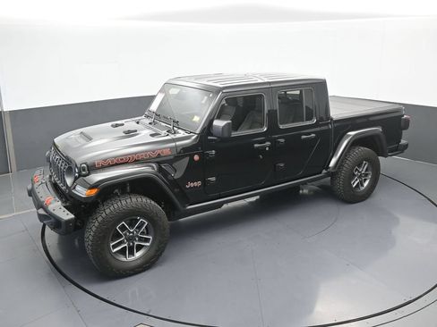 Used 2026 Jeep Gladiator Mojave AWD/4WD image 55