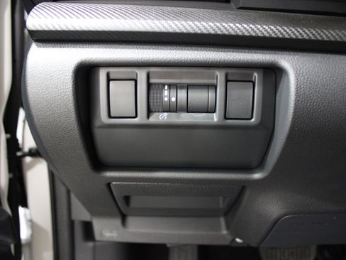 New 2026 Subaru Crosstrek 2.0i Premium AWD/4WD image 8