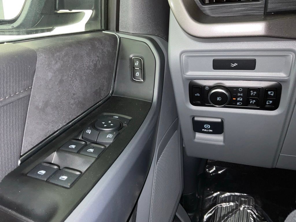 New 2026 Ford F150 XLT w/ Equipment Group 302A MID RWD image 19