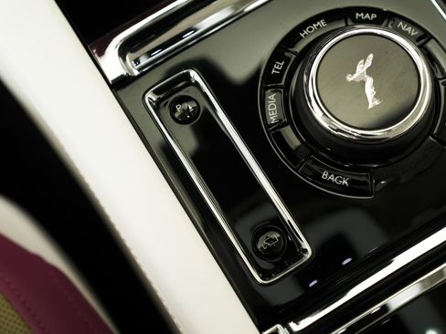 Certified 2024 Rolls-Royce Spectre w/ Spectre Launch Package image 59