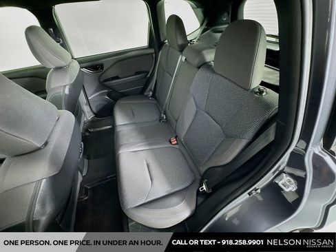 Used 2025 Subaru Forester Premium AWD/4WD image 24