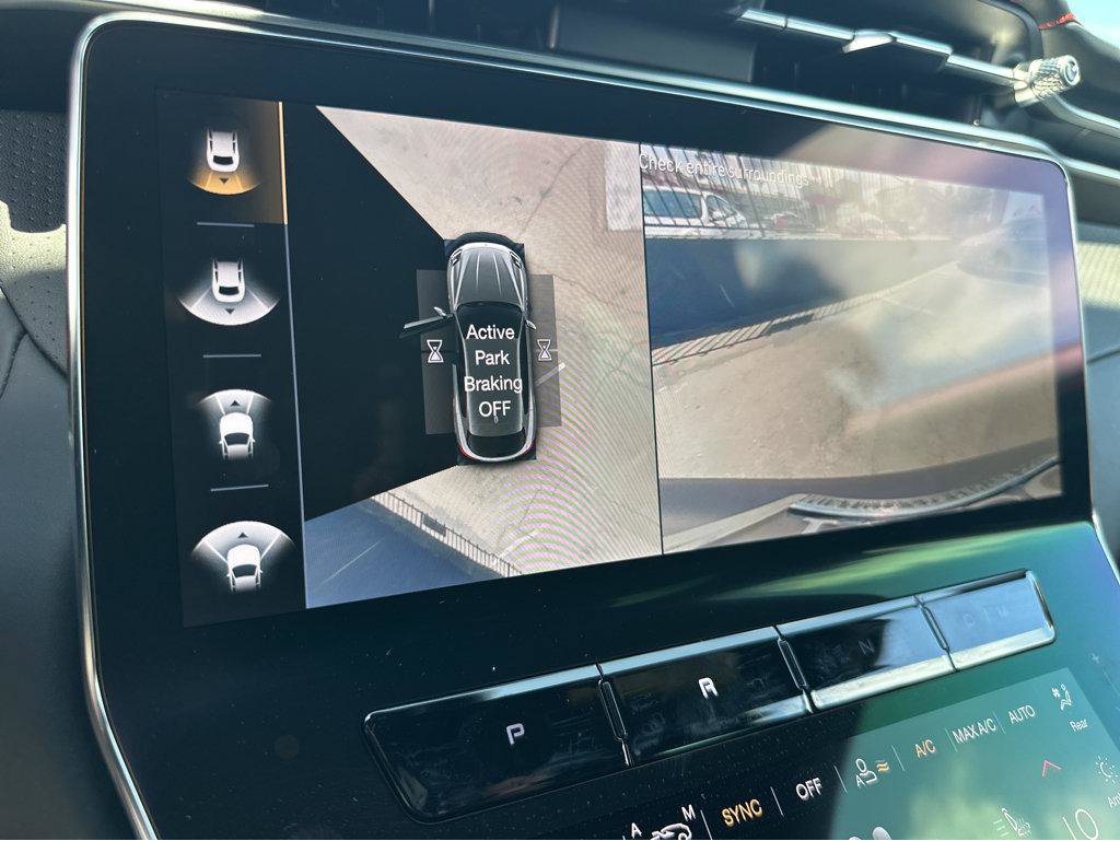 Used 2023 Maserati Grecale Modena AWD/4WD image 6