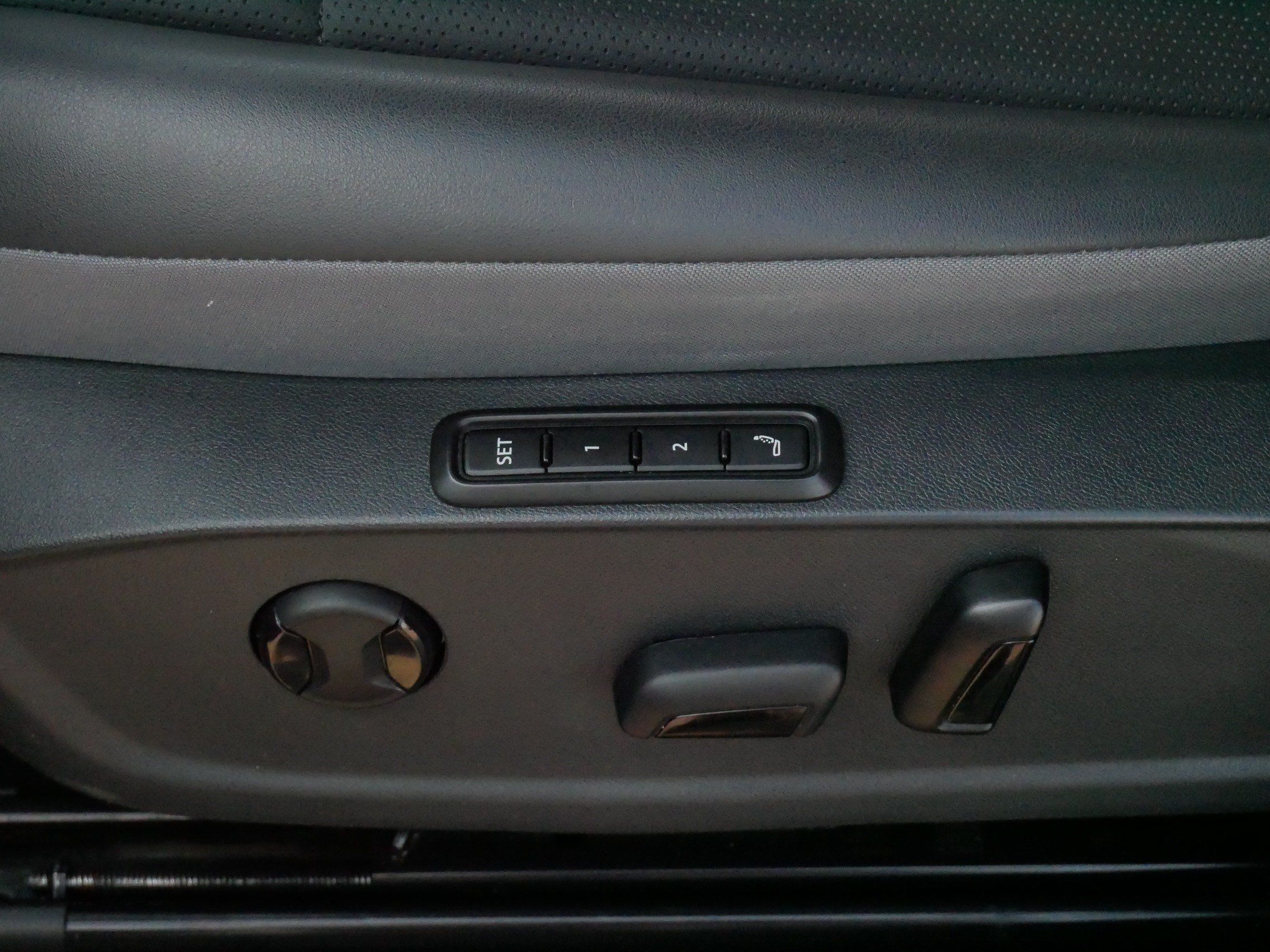 Certified 2023 Volkswagen ID.4 Pro S AWD/4WD image 20