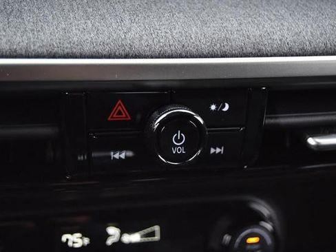 New 2026 Nissan Kicks SV image 15