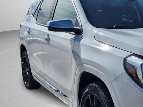 Used 2018 GMC Terrain Denali w/ Advanced Safety Package image 8