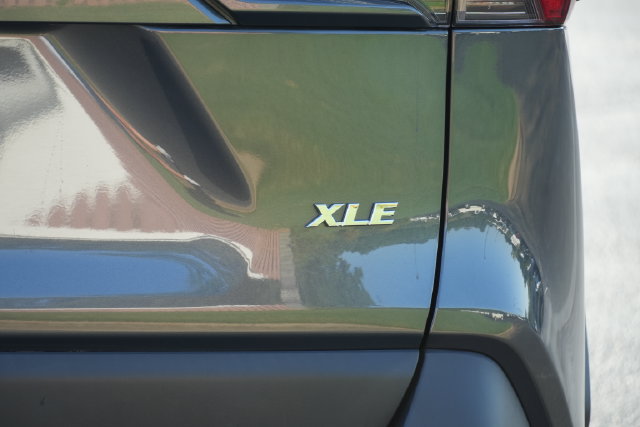 Used 2025 Toyota RAV4 XLE FWD image 7