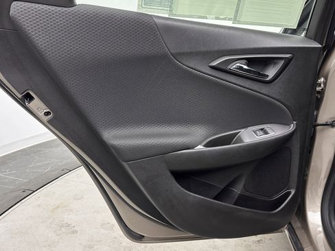 Used 2025 Chevrolet Malibu LT image 25