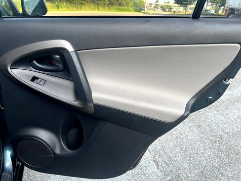 Used 2009 Toyota RAV4 4WD image 11