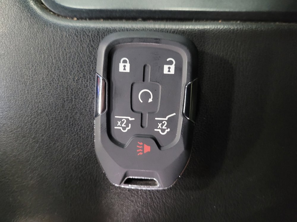Used 2017 Chevrolet Tahoe Premier AWD/4WD image 32