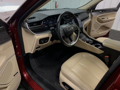 Used 2021 Jeep Grand Cherokee L Limited image 46