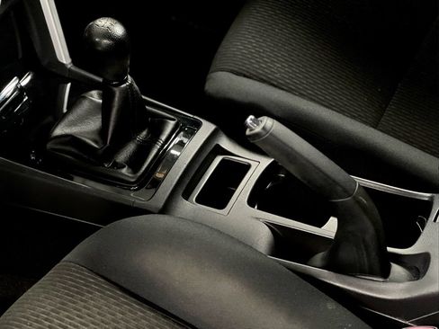 Used 2017 Mitsubishi Lancer ES FWD image 25