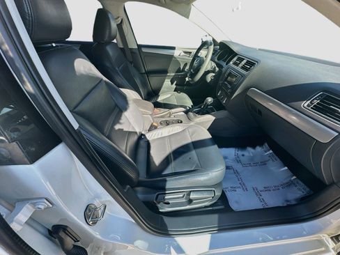 Used 2017 Volkswagen Jetta S FWD image 28