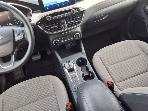 Used 2020 Ford Escape SE image 12