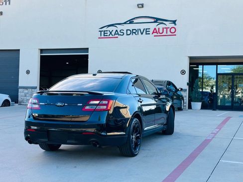 Used 2014 Ford Taurus SHO w/ Equipment Group 401A image 8