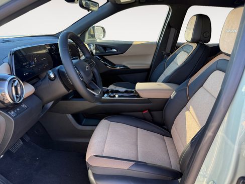 New 2026 Chevrolet Equinox ACTIV w/ Convenience Package III image 9