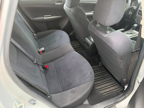 Used 2011 Subaru Impreza 2.5i AWD/4WD image 4