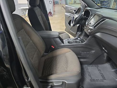 Used 2018 Chevrolet Equinox LT image 10