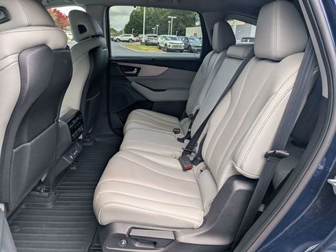 Used 2023 Acura MDX w/ Technology Package FWD image 16