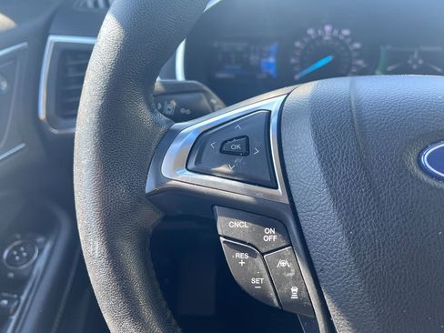 Used 2020 Ford Edge Titanium w/ Equipment Group 301A AWD/4WD image 19