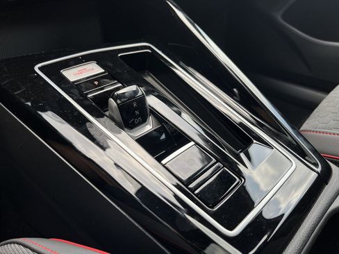 New 2025 Volkswagen GTI SE image 5