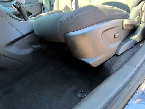 Used 2021 Chevrolet Trax LS w/ Tint and Cruise Package image 17