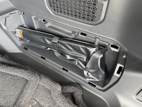 Used 2025 Toyota 4Runner Limited image 36