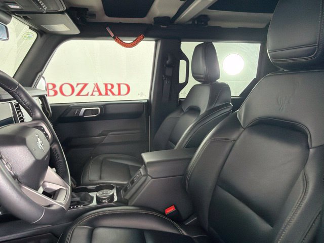 Used 2025 Ford Bronco Badlands AWD/4WD image 19