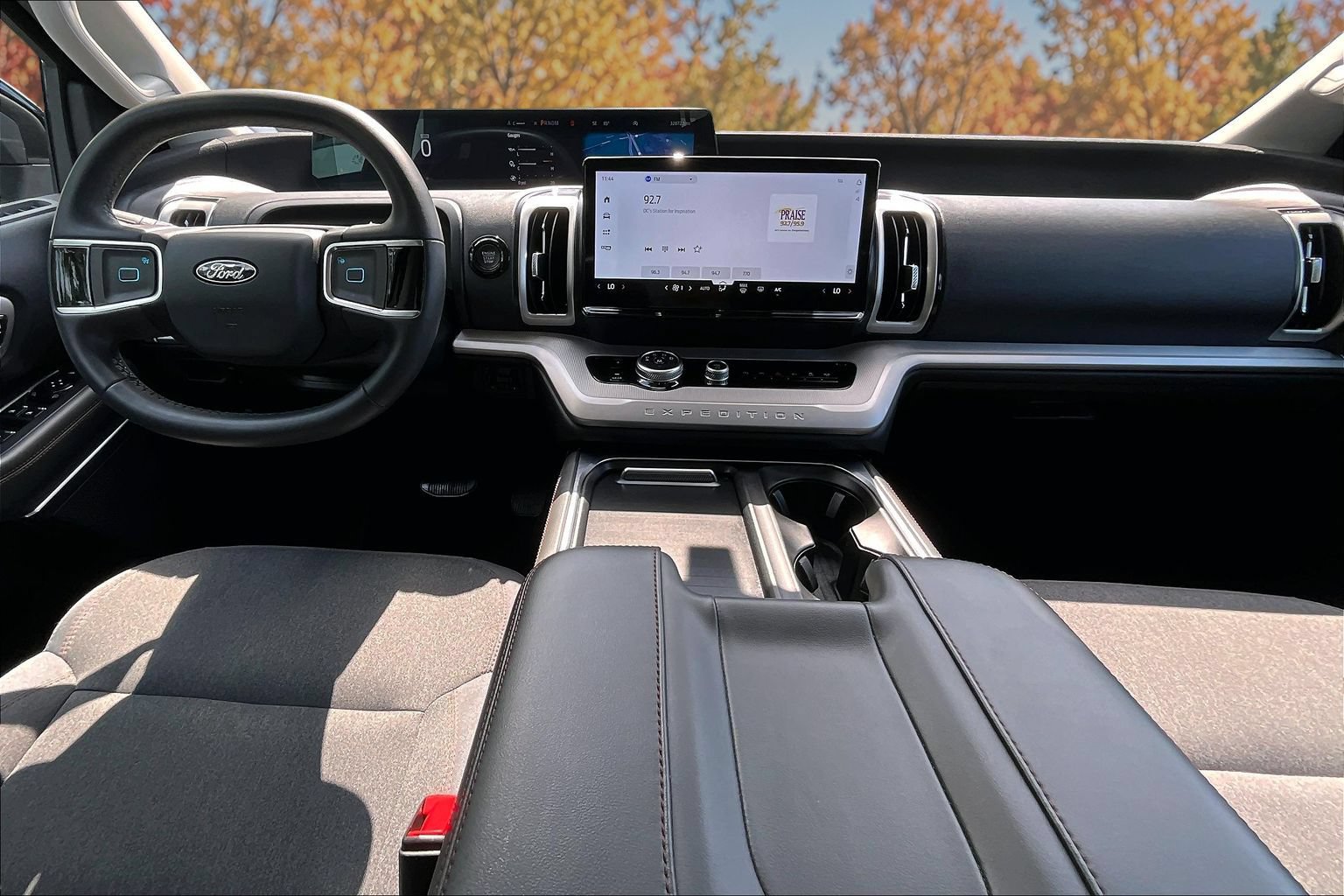 Certified 2025 Ford Expedition Active RWD image 18