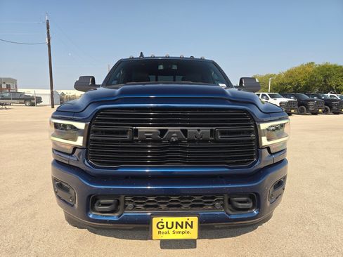 Used 2022 RAM 2500 Laramie w/ Night Edition AWD/4WD image 8