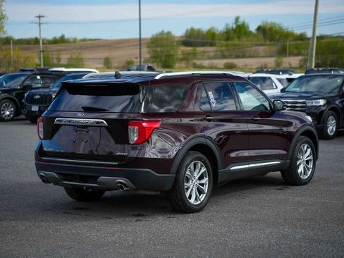 Used 2023 Ford Explorer Limited w/ Limited Technology Package AWD/4WD image 5