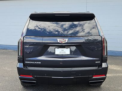 Certified 2025 Cadillac Escalade Sport Platinum w/ LPO, Floor Liner Package
