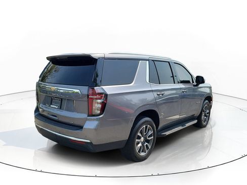 Used 2022 Chevrolet Tahoe LT w/ LT Signature Package RWD image 2