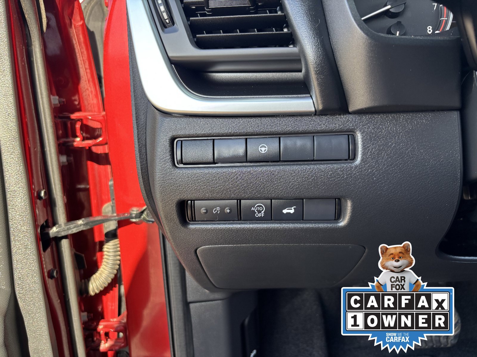 Used 2024 Nissan Rogue SV w/ SV Premium Package FWD image 33