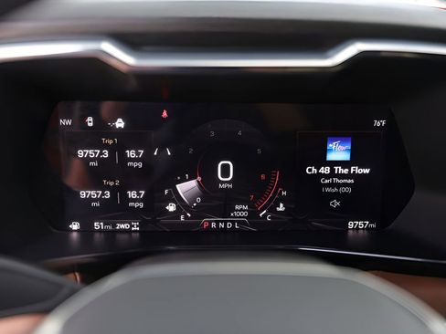 Used 2026 GMC Canyon AT4 w/ Technology Plus Package AWD/4WD image 14