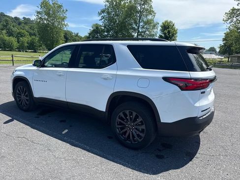 Used 2023 Chevrolet Traverse RS AWD/4WD image 4