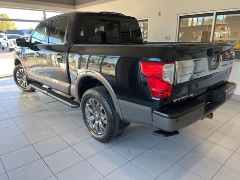 Used 2018 Nissan Titan Platinum Reserve image 4
