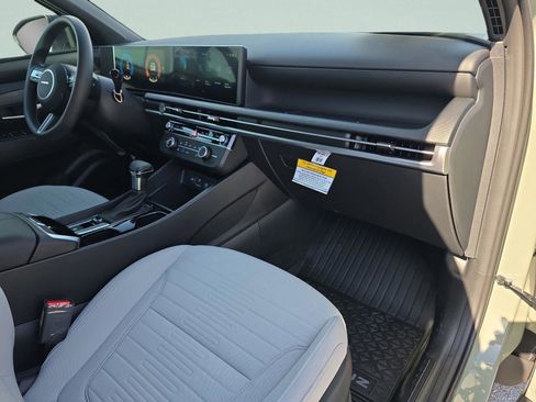 New 2026 Hyundai Santa Cruz SE image 7