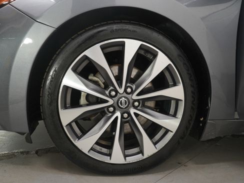 Used 2019 Nissan Maxima Platinum w/ Sport Mat Group image 30