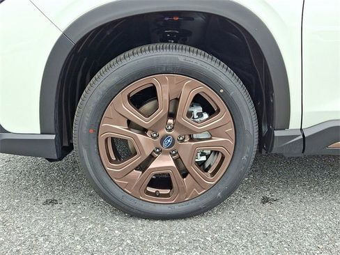 New 2025 Subaru Ascent Bronze Edition w/ Popular Package #2 image 5