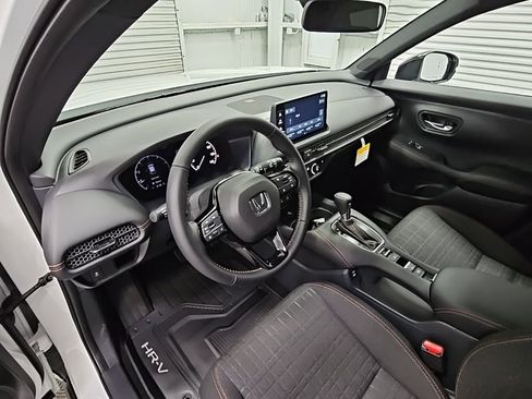 New 2026 Honda HR-V Sport image 11