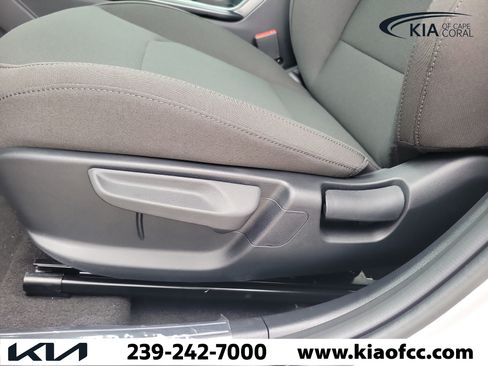 New 2026 Kia K4 FWD image 24