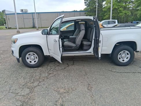 Used 2016 Chevrolet Colorado W/T RWD image 13