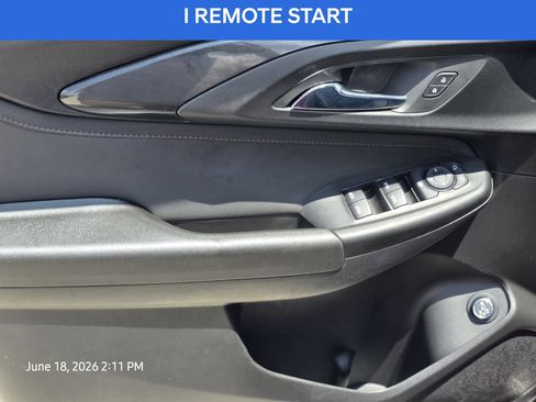 Used 2022 Chevrolet TrailBlazer RS w/ Sun and Liftgate Package FWD image 17