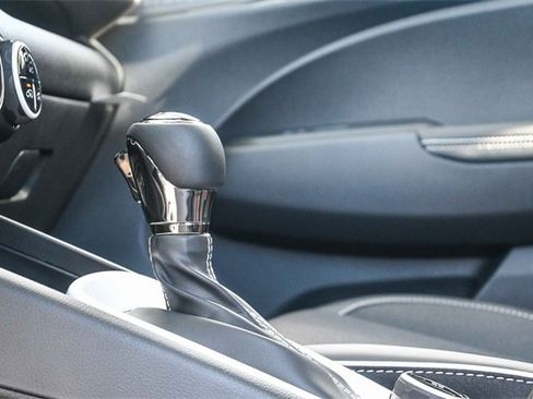 New 2026 Hyundai Venue SEL image 25