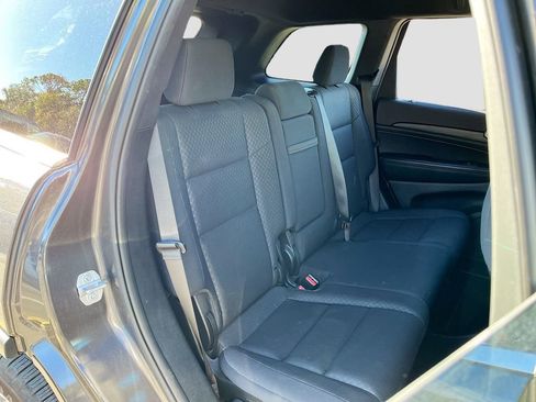 Certified 2019 Jeep Grand Cherokee Laredo w/ 18" Wheel & 8.4" Radio Group image 24