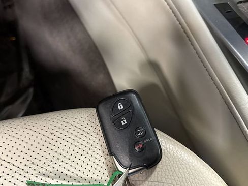 Used 2016 Lexus GX 460 w/ Premium Package image 28