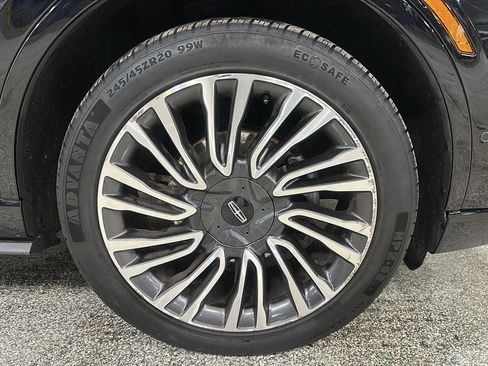 Used 2020 Lincoln Corsair Reserve w/ Equipment Group 201A AWD/4WD image 9